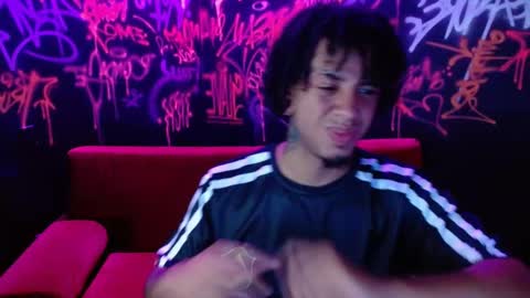 Snapshot of bikerseb chatting on 11-10-25, 01:10 Sebas online show from 11-10-25, 01:10