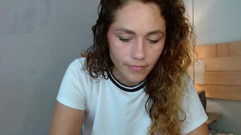 hi  soy   natural girl biki online show from 02-09-26, 01:31