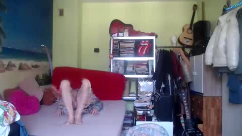 bilderbuchpenis2025 online show from 12-21-25, 12:45