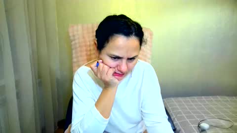 Snapshot of bililay chatting on 11-09-25, 09:35 DOM NIKA online show from 11-09-25, 09:35