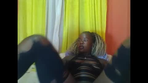 Snapshot of bilion_ass chatting on 01-02-25, 09:33 TREZAH online show from 01-02-25, 09:33