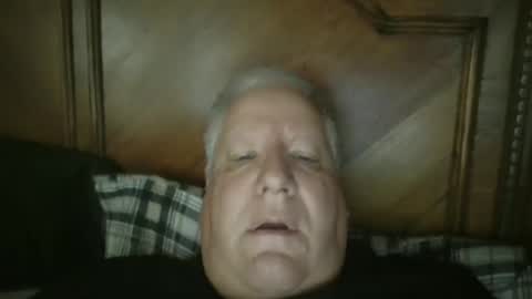 Snapshot of billernest99 chatting on 11-17-25, 02:45 billernest99 online show from 11-17-25, 02:45