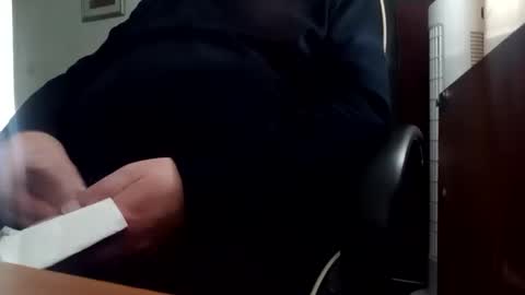 Snapshot of billlllllyb chatting on 10-20-25, 02:17 billlllllyb online show from 10-20-25, 02:17