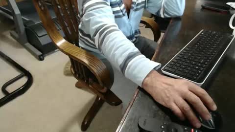 Snapshot of billy471 chatting on 12-06-24, 05:33 billy471 online show from 12-06-24, 05:33