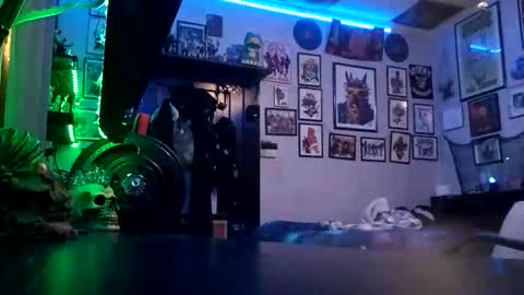 billygunn13 online show from 12-13-25, 10:37