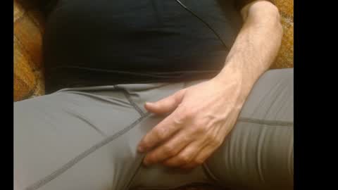 Snapshot of billytucker chatting on 12-24-24, 11:44 Billy Tucker online show from 12-24-24, 11:44