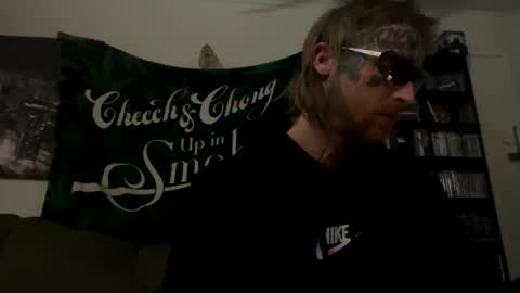 Snapshot of bimmyleanin420 chatting on 09-25-25, 04:05 bimmyleanin420 online show from 09-25-25, 04:05