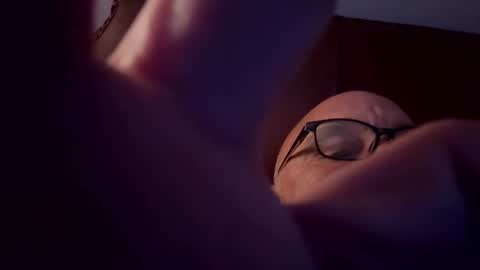 Snapshot of bird70 chatting on 11-17-25, 12:16 spunday online show from 11-17-25, 12:16