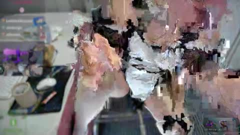 bisex woman online show from 11-07-25, 09:04