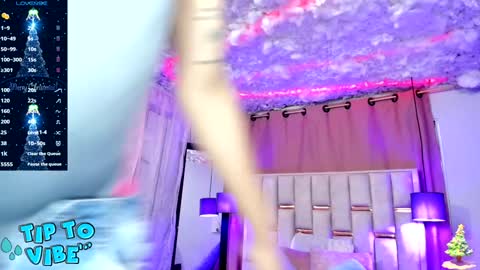 Snapshot of bitch_capelli chatting on 12-07-24, 03:14 .. .. online show from 12-07-24, 03:14