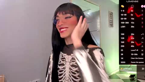 Snapshot of bitch_capelli chatting on 03-07-25, 08:55 .. .. online show from 03-07-25, 08:55