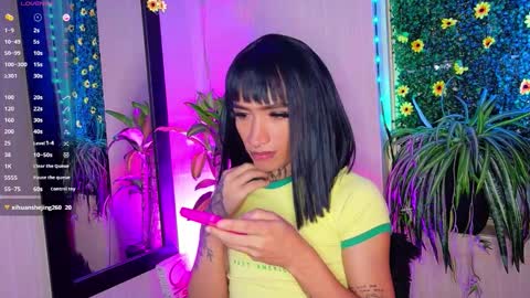 Snapshot of bitch_capelli chatting on 09-16-25, 06:36 .. .. online show from 09-16-25, 06:36