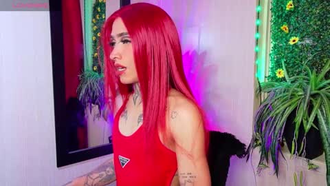 Snapshot of bitch_capelli chatting on 09-21-25, 09:27 .. .. online show from 09-21-25, 09:27