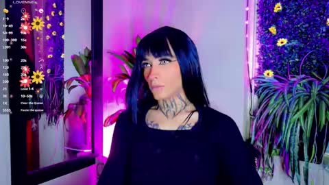 Snapshot of bitch_capelli chatting on 09-27-25, 06:24 .. .. online show from 09-27-25, 06:24