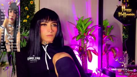  ..  .. online show from 10-11-25, 02:55