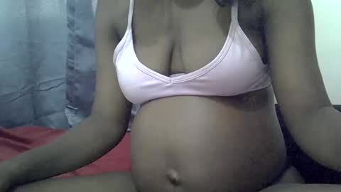 bitchy_111 online show from 01-07-26, 09:45