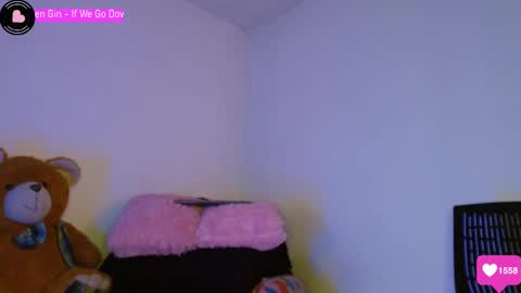 Instagram zpchherry online show from 12-11-24, 04:09