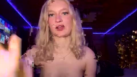 Snapshot of bittybeth chatting on 11-28-25, 06:16 Bethany online show from 11-28-25, 06:16