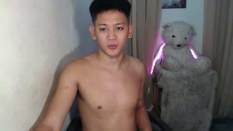 alex online show from 10-29-25, 01:08