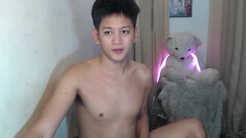 alex online show from 11-21-25, 05:33