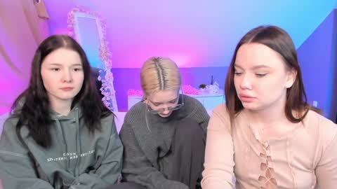 Julia online show from 01-28-25, 08:36