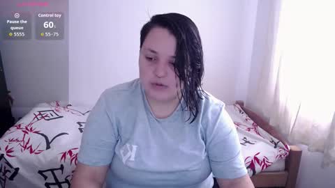 Snapshot of bl3ak__1 chatting on 10-08-25, 07:22 Monica online show from 10-08-25, 07:22