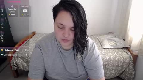 Snapshot of bl3ak__1 chatting on 10-20-25, 06:19 Monica online show from 10-20-25, 06:19