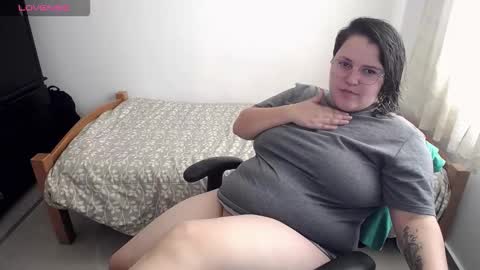 Snapshot of bl3ak__1 chatting on 10-27-25, 07:18 Monica online show from 10-27-25, 07:18