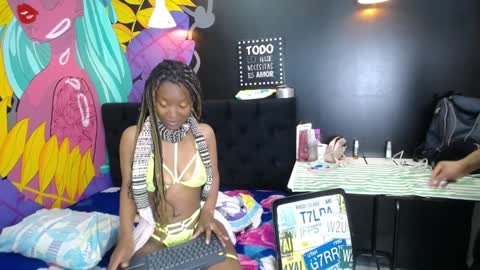 blacckandwhitte online show from 01-22-25, 08:17