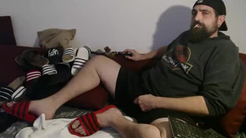 Snapshot of black_beard_slides chatting on 10-27-25, 10:03 black_beard_slides online show from 10-27-25, 10:03