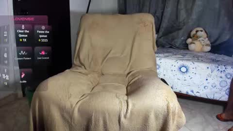 Snapshot of black_diamond_t chatting on 01-09-26, 11:13 Black Diamond online show from 01-09-26, 11:13