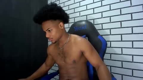 Snapshot of black_dicck chatting on 11-22-25, 03:55 tu morenito online show from 11-22-25, 03:55