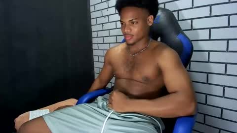 Snapshot of black_dicck chatting on 02-22-26, 12:45 tu morenito online show from 02-22-26, 12:45