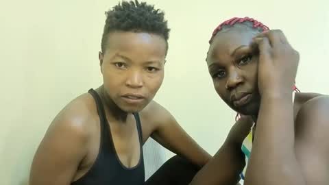 Snapshot of black_divas1 chatting on 02-11-26, 05:12 black_divas1 online show from 02-11-26, 05:12