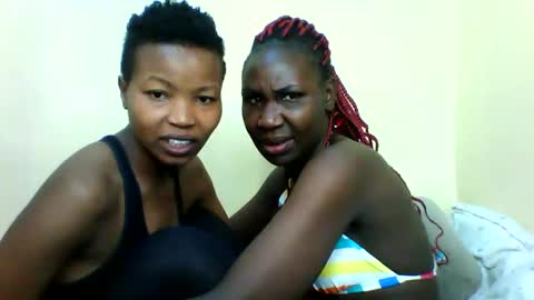 Snapshot of black_divas1 chatting on 02-24-26, 05:27 black_divas1 online show from 02-24-26, 05:27