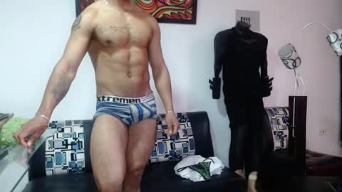 Snapshot of black_hot26 chatting on 09-23-25, 02:53 black_hot26 online show from 09-23-25, 02:53