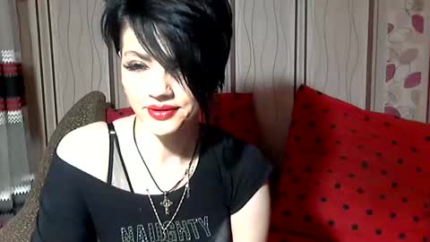 Snapshot of black_hot_01 chatting on 12-23-24, 06:44 black_hot_01 online show from 12-23-24, 06:44