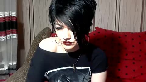 Snapshot of black_hot_01 chatting on 02-01-25, 02:16 black_hot_01 online show from 02-01-25, 02:16