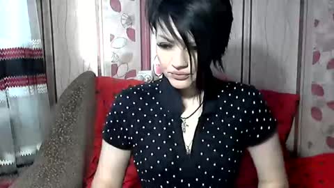 Snapshot of black_hot_01 chatting on 02-17-25, 06:20 black_hot_01 online show from 02-17-25, 06:20