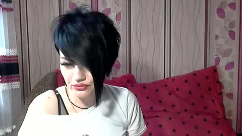Snapshot of black_hot_01 chatting on 03-10-25, 09:32 black_hot_01 online show from 03-10-25, 09:32