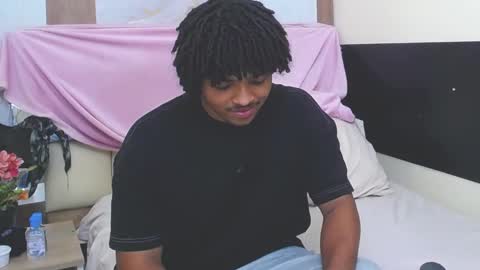 black_king_241 online show from 10-12-25, 04:44