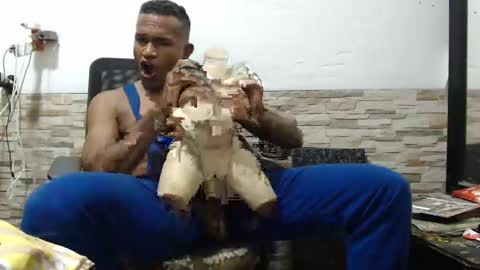 black_latino6 online show from 11-07-25, 11:16