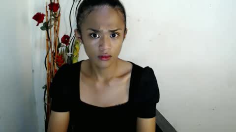 Nympha online show from 12-22-25, 01:13