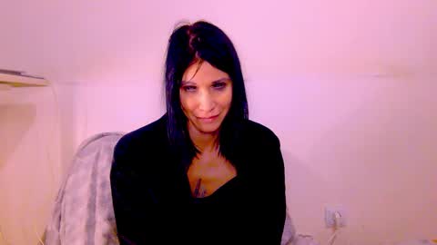 Kristin online show from 01-19-26, 03:05