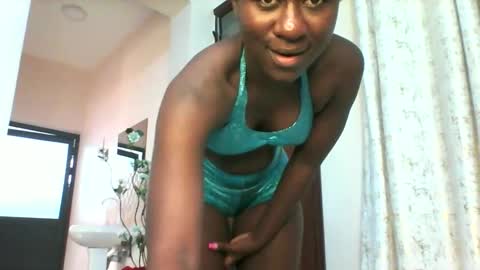 Snapshot of blackafrica2023 chatting on 01-19-25, 05:15 black african online show from 01-19-25, 05:15