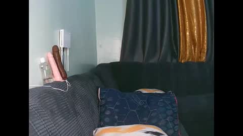 candy online show from 01-10-26, 05:48