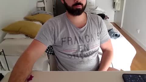 Snapshot of blackfox33 chatting on 11-17-25, 02:01 blackfox33 online show from 11-17-25, 02:01