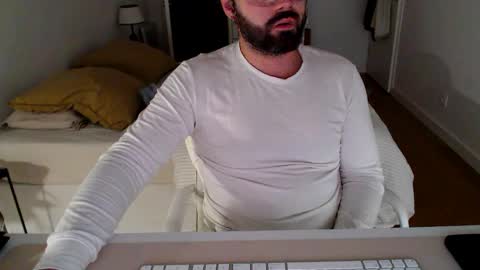 Snapshot of blackfox33 chatting on 11-24-25, 12:49 blackfox33 online show from 11-24-25, 12:49