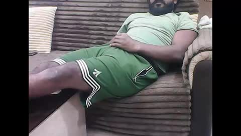 Snapshot of blackhammer0055 chatting on 11-19-25, 08:25 Blackhammer online show from 11-19-25, 08:25