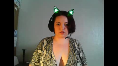 Snapshot of blackkvelvet chatting on 03-07-25, 11:51 BlackkVelvet online show from 03-07-25, 11:51